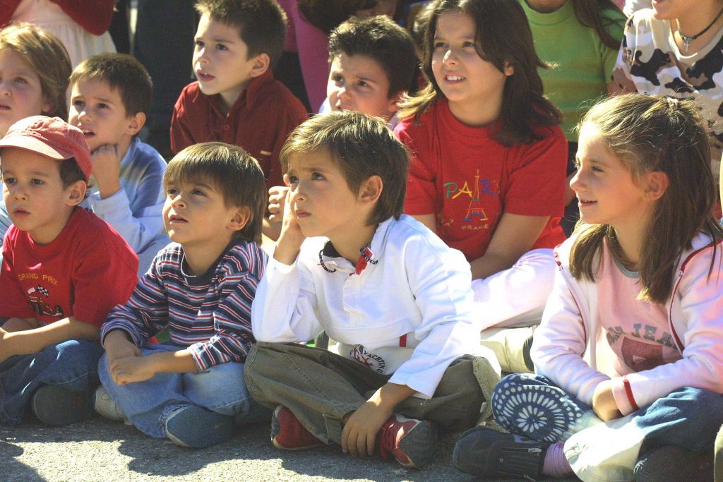 Συνεργασία υπουργείου Εργασίας με Παιδικα Χωρια SOS για προσφυγόπουλα