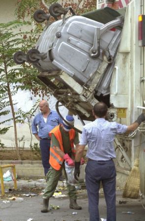 Μακραίνει η «μαύρη λίστα» των ατυχημάτων στην καθαριότητα