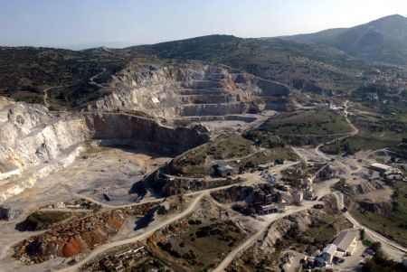 Τροπολογία για δόμηση σε μεταλλεία και λατομεία στο δασικό νομοσχέδιο