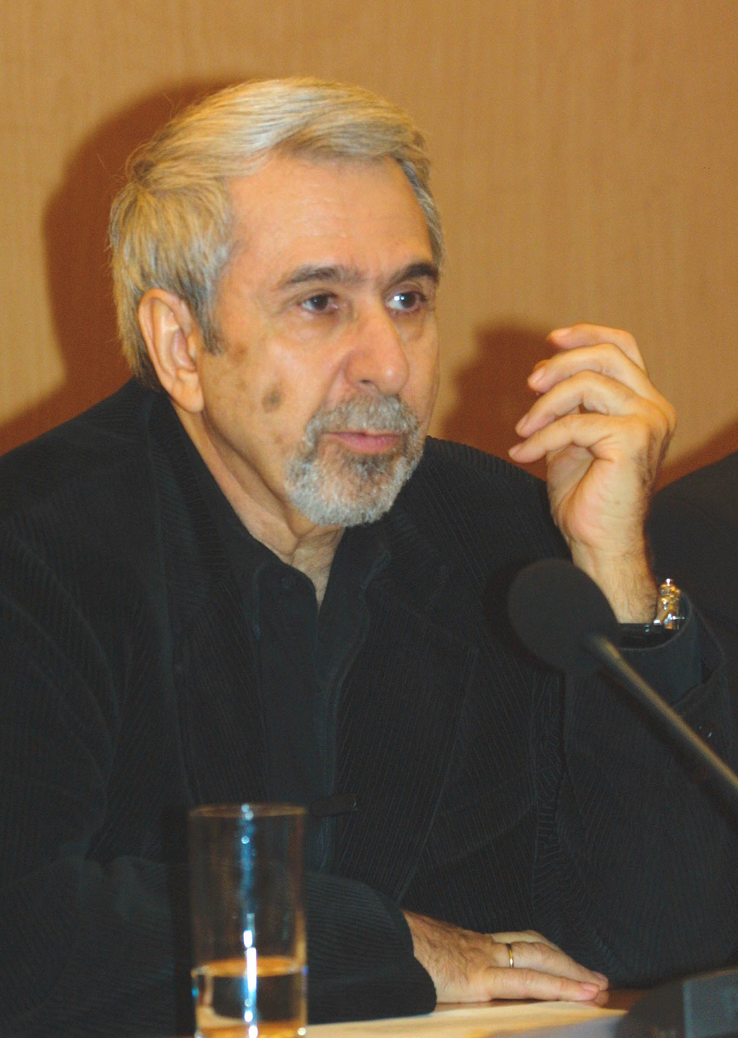 Νίκος Δήμου: Σκεφτόμαστε με το θυμικό