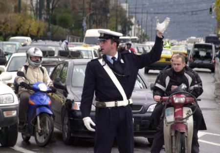 Συνελήφθη 44χρονος Αρχιφύλακας για χρηματισμό