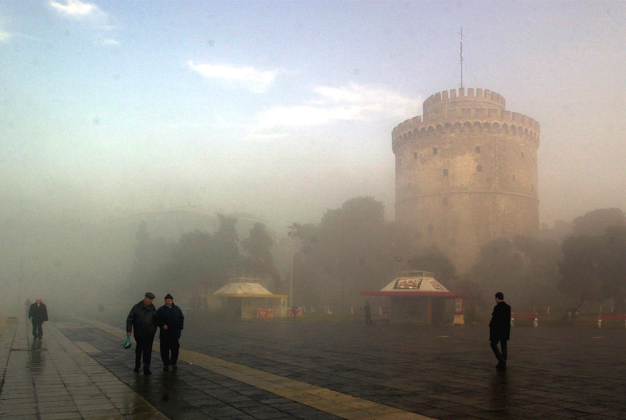 Εκτακτα μέτρα στη Θεσσαλονίκη για την αντιμετώπιση της ρύπανσης