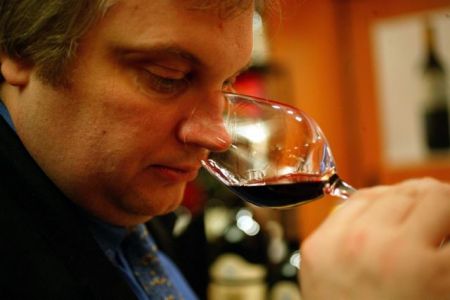 Οι νέοι στις ΗΠΑ προτιμούν ελληνικό κρασί-αυξημένες πωλήσεις σε Καναδά