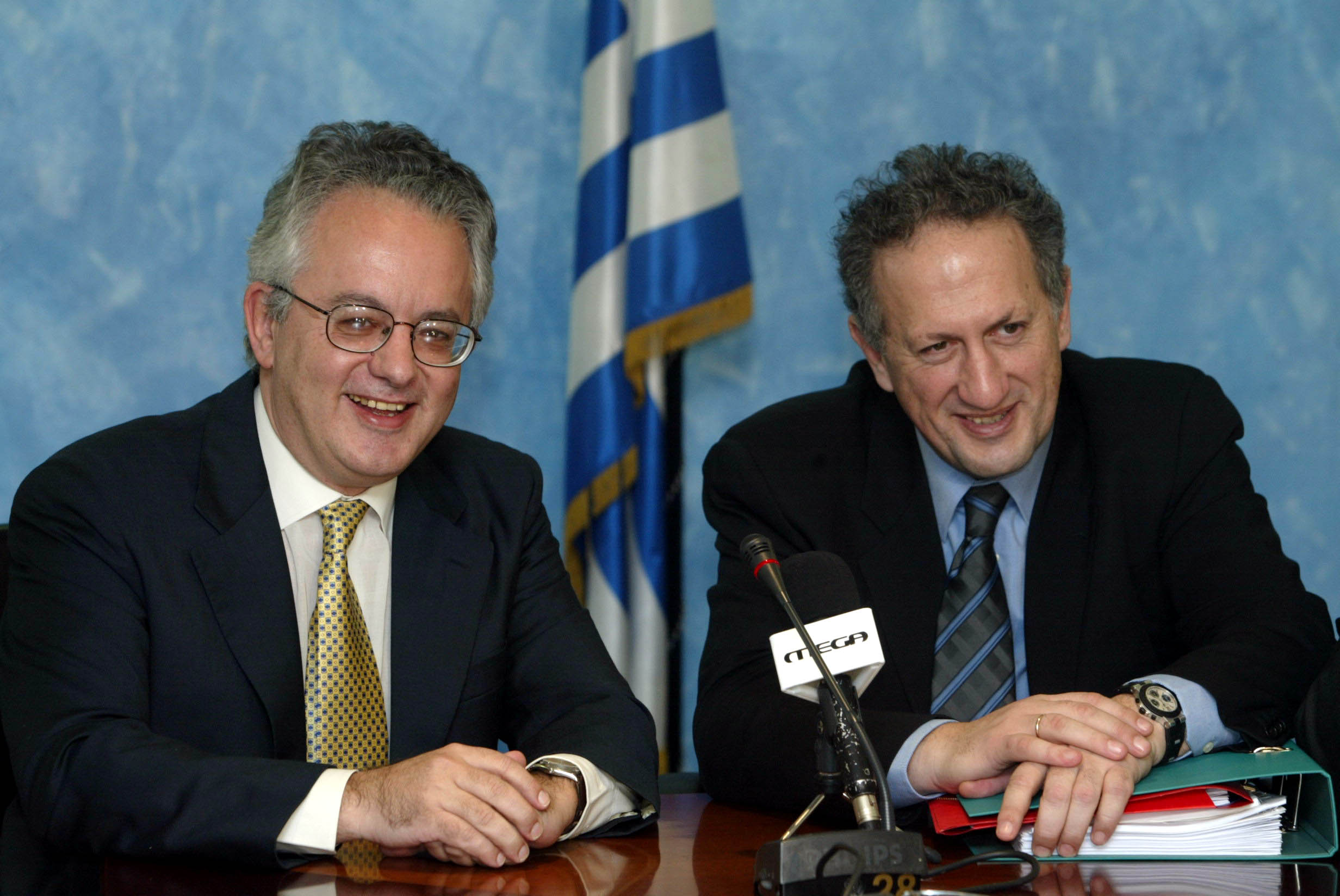 Παρέμβαση 18 προσωπικοτήτων «Για την Ελλάδα, τώρα!»