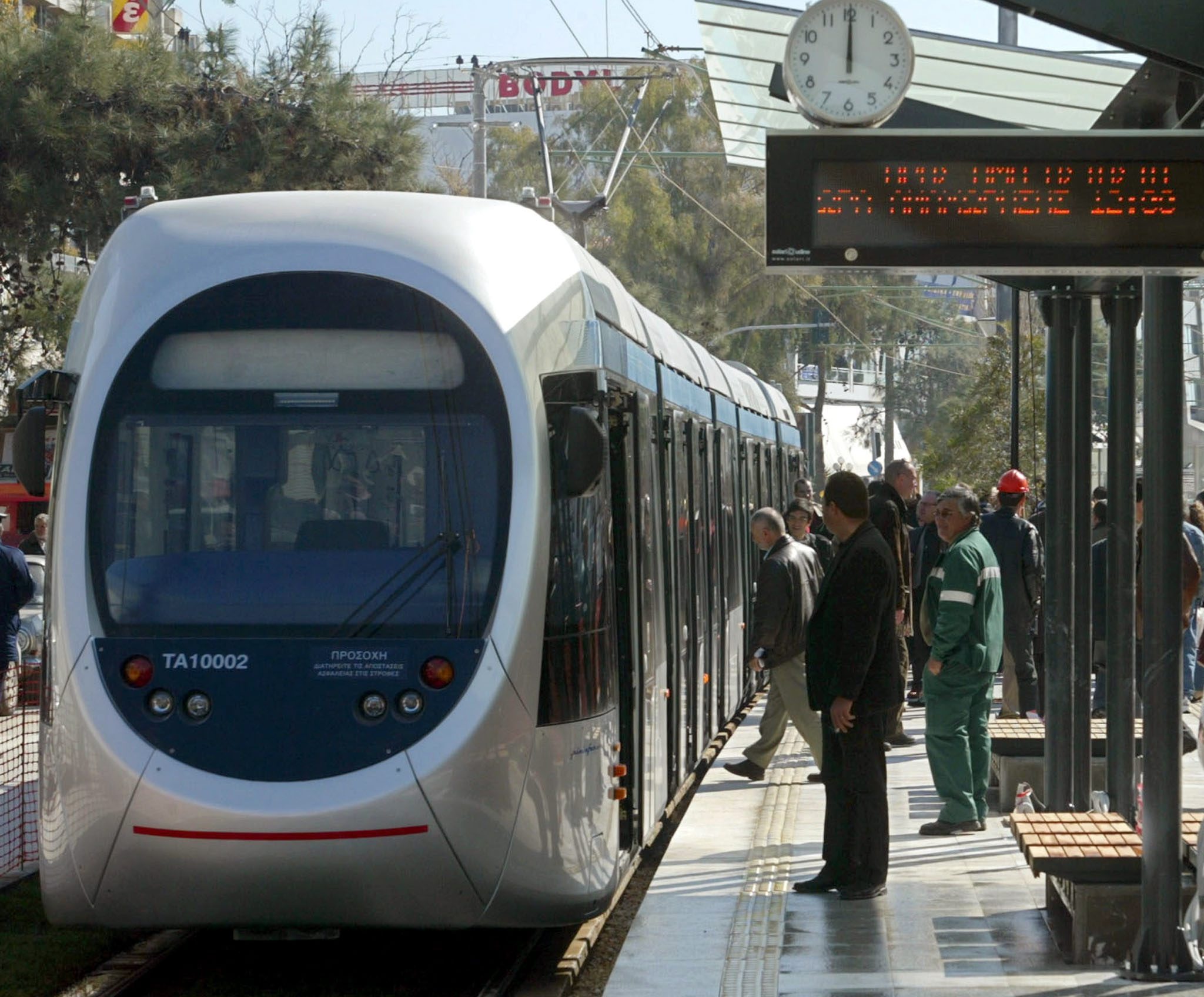 Αλλαγές στα δρομολόγια του τραμ Τρίτη-Τετάρτη λόγω εργασιών