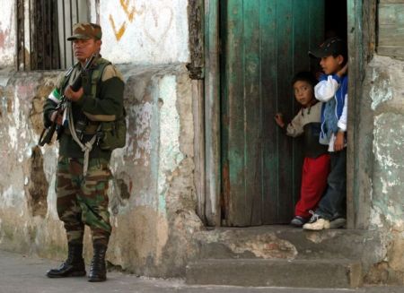 Γουατεμάλα: Δεκαεννέα παιδιά νεκρά από φωτιά σε άσυλο για θύματα βίας