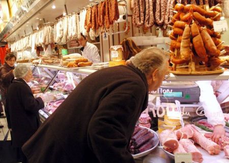 Οι γάλλοι κρεοπώλες ζητούν προστασία από το… μπούλινγκ των βίγκαν
