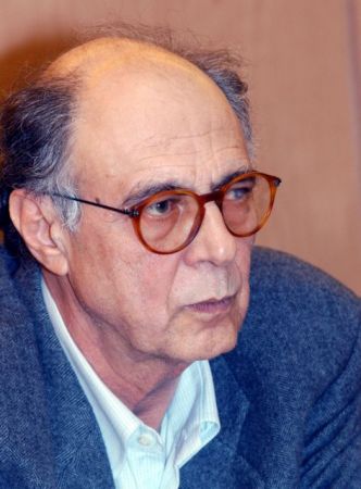 Aπό τα κλέφτικα στα αστικά ήθη