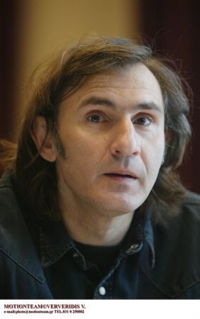 Παραμένει στη ΜΕΘ του «Σωτηρία» ο Άκης Σακελλαρίου