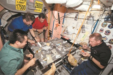 Γαστρονομικές… απολαύσεις σε συνθήκες έλλειψης βαρύτητας