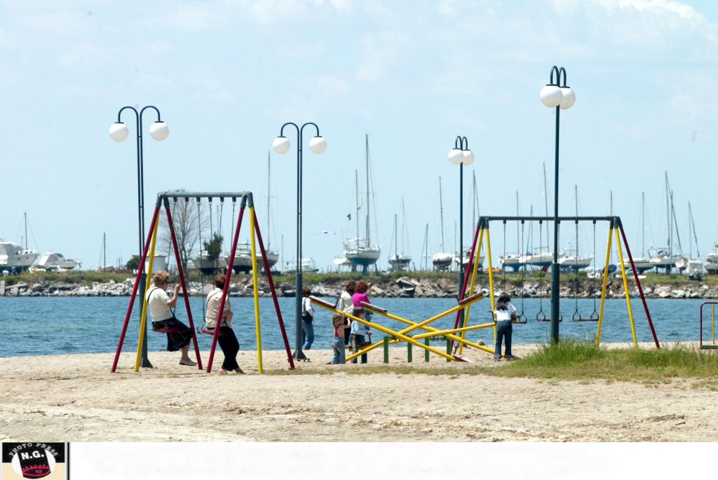 Εγγραφο Μιχελάκη για να επισκευαστούν οι παιδικές χαρές