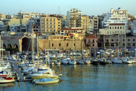 Υποδομές, τουρισμός και γεωργία μοχλοί ανάπτυξης της Κρήτης