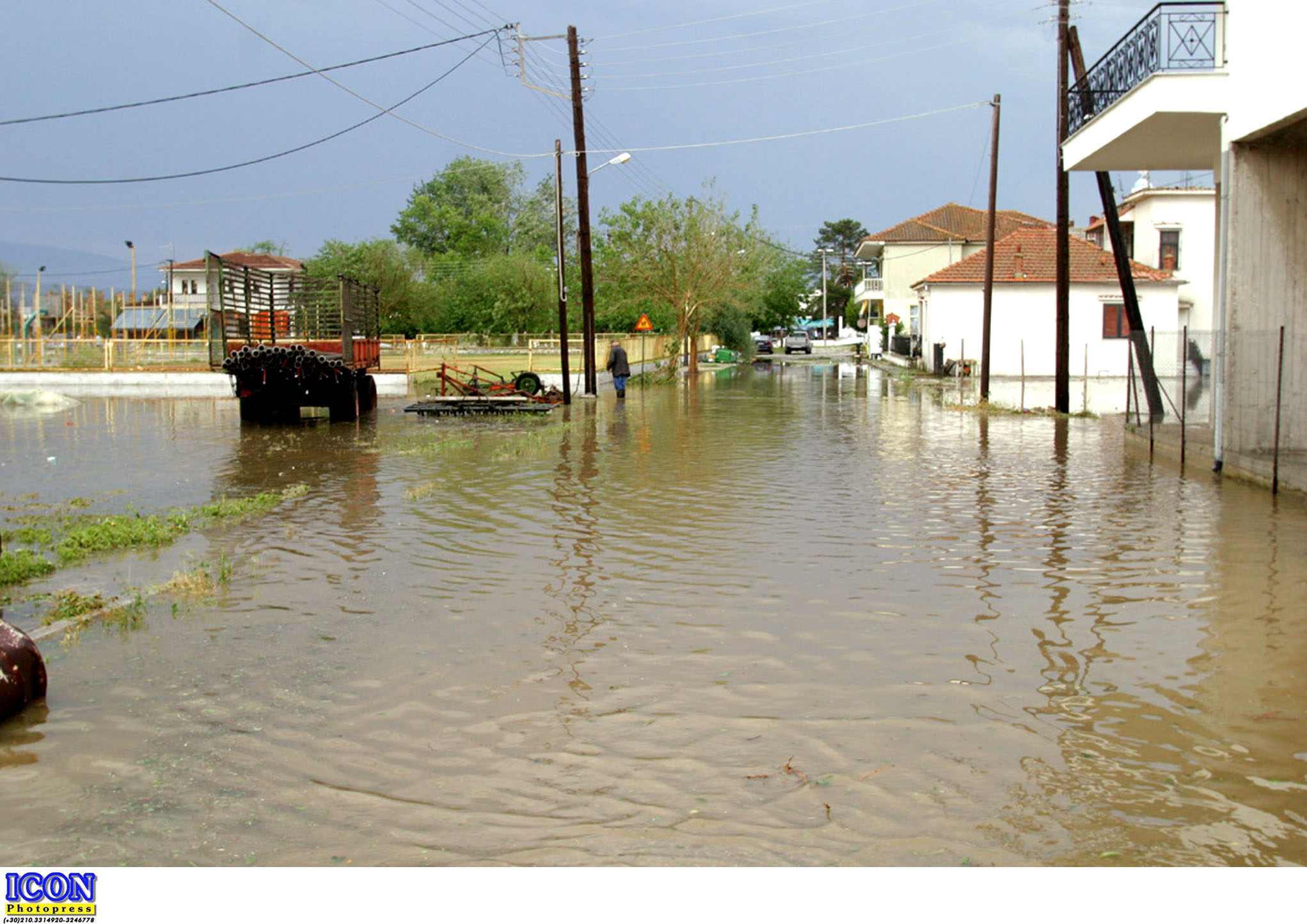 Στο …περίμενε για να κλείσουν  πληγές  από θεομηνίες