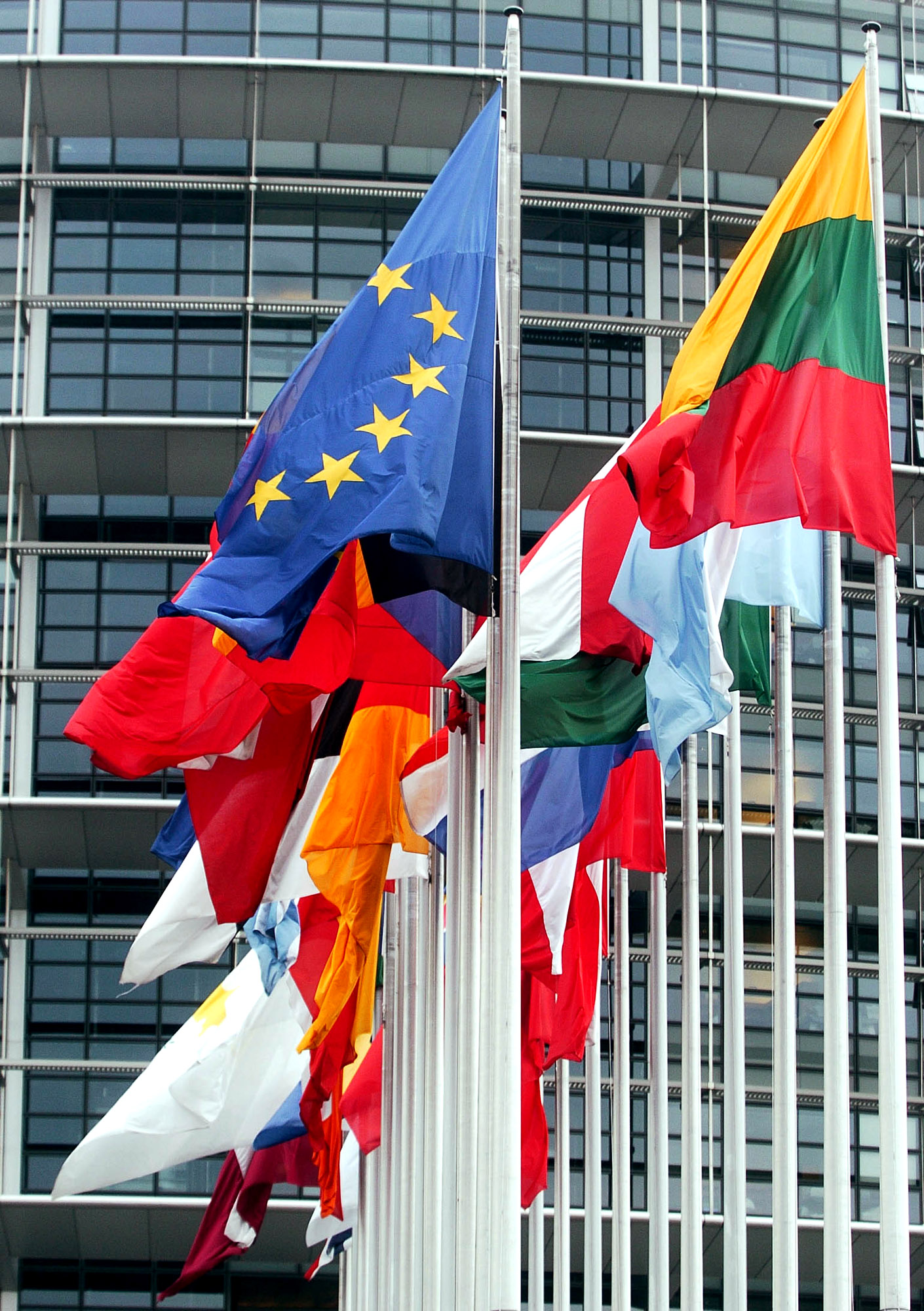 «Ναι» σε νέο πακέτο αλλά χωρίς νέα μέτρα, αντιπροτείνει η ελληνική πλευρά