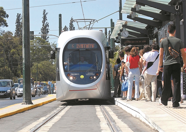 Το τραμ κάνει στάση σε Ηράκλειο, Βόλο, Θεσσαλονίκη