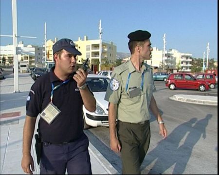 Η ΕΛ.ΑΣ. κινδυνεύει από… συνακροάσεις