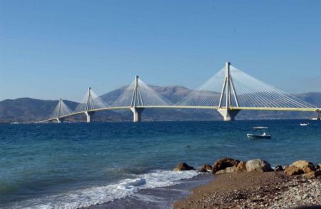 Αττική Οδός-Γέφυρα Ρίου-Αντιρρίου:Σε διαπραγματεύσεις για μείωση διοδίων