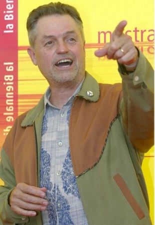 Πέθανε ο σκηνοθέτης της «Σιωπής των Αμνών», Τζόναθαν Ντέμι