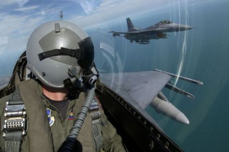 Τελειώνει ο χρόνος για τη συμφωνία με τα  F-16