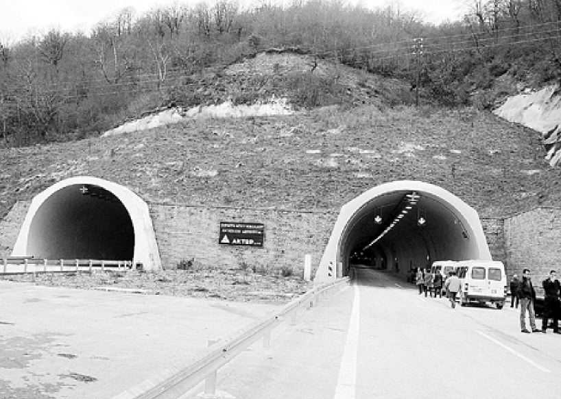 Γεφύρι της Αρτας έγινε η Εγνατία οδός