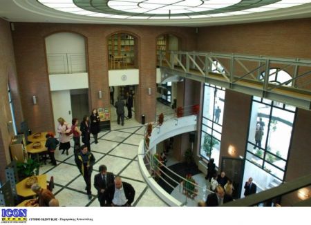 Φοιτήτρια κατήγγειλε λέκτορα για ξυλοδαρμό μέσα στο πανεπιστήμιο