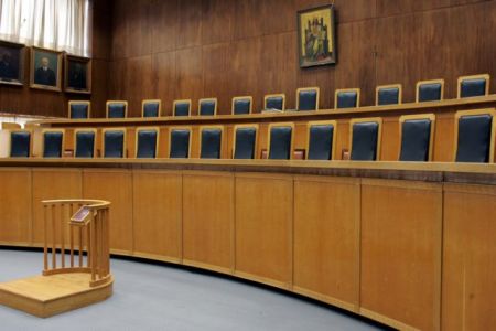 Ο φανερός και ο υπόγειος εμφύλιος στη Δικαιοσύνη
