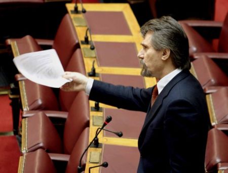 Σαλαγιάννης στην Εξεταστική: Οι τράπεζες μάς έβαλαν θηλιά στο λαιμό