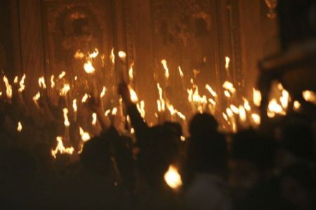 Τα μηνύματα των πολιτικών αρχηγών για το Πάσχα