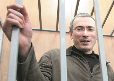 Αποζημιώσεις $50 δισ. στους μετόχους της Yukos Oil