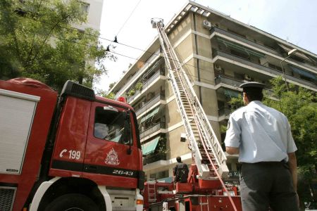 Νεκρό ζευγάρι ηλικιωμένων από φωτιά σε σπίτι στου Ζωγράφου