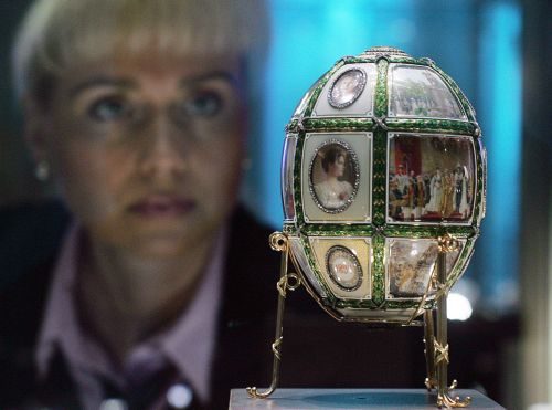 Ετοιμα 12 νέα αβγά – κοσμήματα Faberge, συνολικής αξίας 430.000 ευρώ