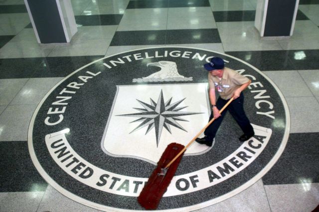 Γιατί σιωπούν οι πληροφοριοδότες της CIA στο Κρεμλίνο