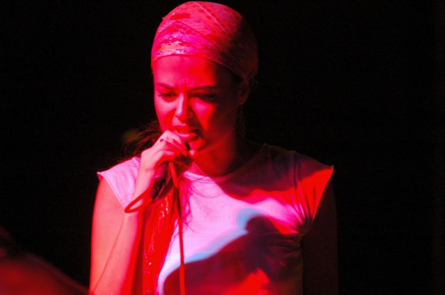 Active Member: Είκοσι δύο χρόνια και ένας νέος δίσκος σε μια βραδιά