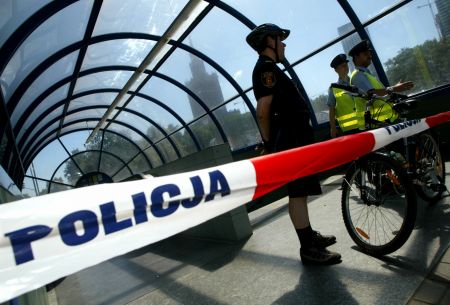 Λονδίνο: Τρεις τραυματίες από «τρομοκρατική» επίθεση με μαχαίρι