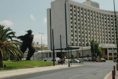 Ντρίμπλα με συνάντηση τεχνικών κλιμακίων και σε Κάραβελ