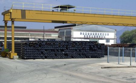 Ανησυχεί η ελληνική μεταλλουργία για τους δασμούς Τραμπ