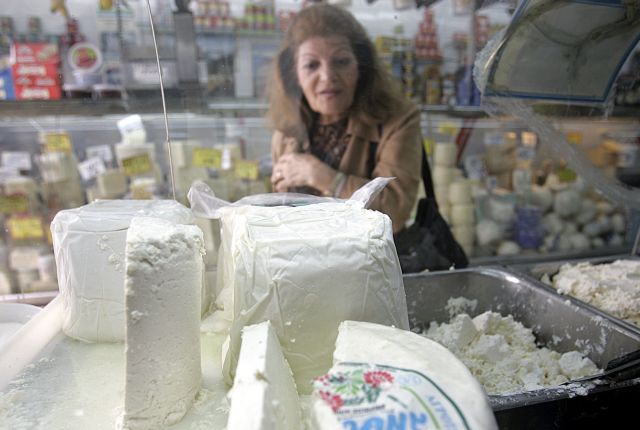 Η φέτα βάζει φρένο στην συμφωνία ελεύθερου εμπορίου ΕΕ-ΗΠΑ