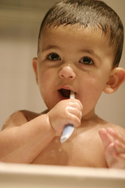 Θραύση κάνει η τερηδόνα στα παιδιά στην Ελλάδα