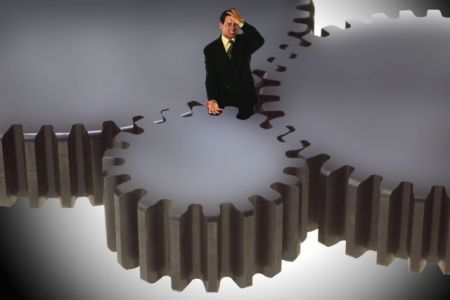 Ο φόβος των δόσεων για πάνω από ένα στα τρία νοικοκυριά