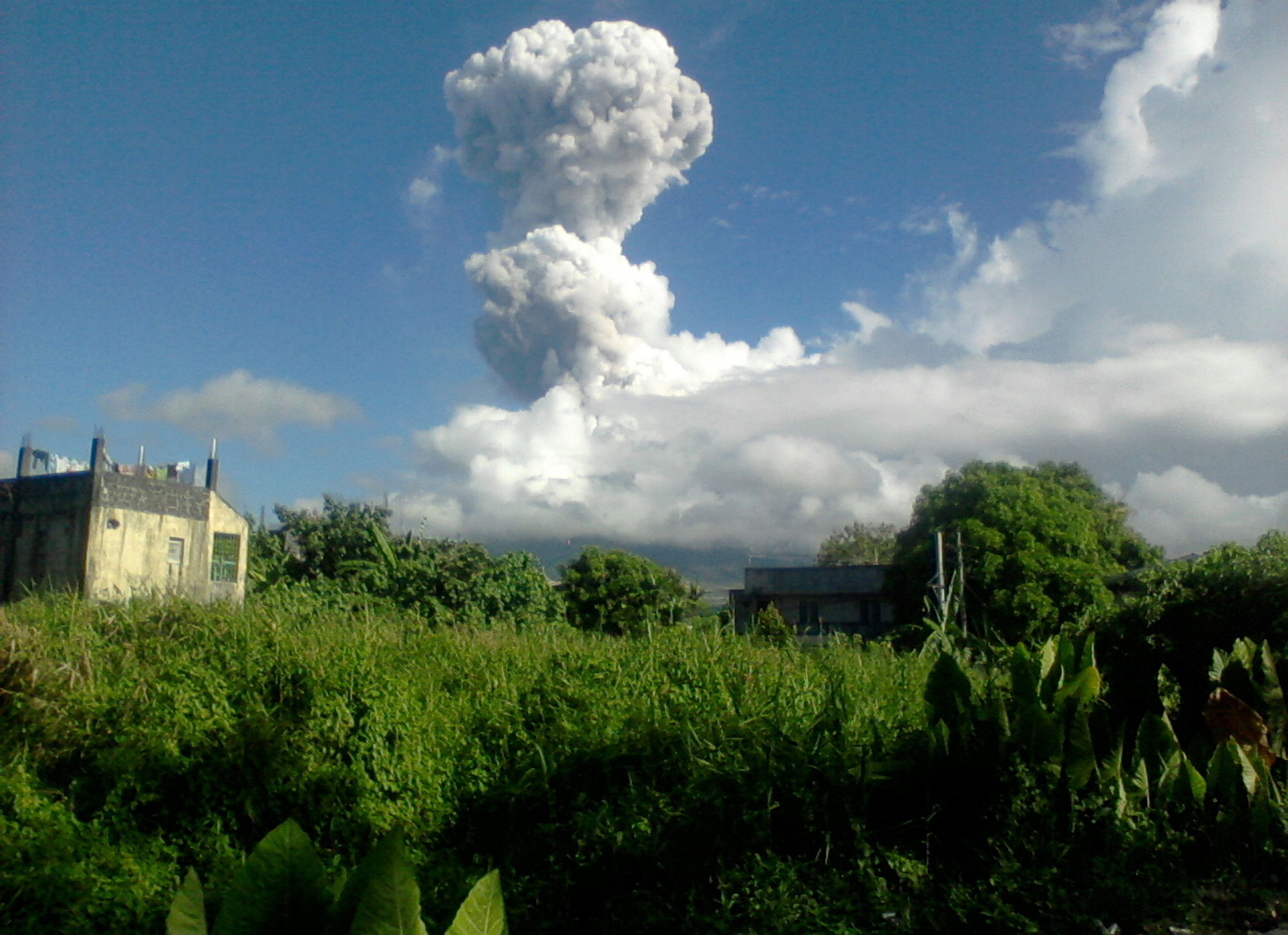 Ινδονησία: Εκρηξη του ηφαιστείου Ραούνγκ