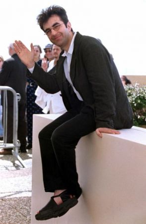 Στο παράξενο σύμπαν του Ατόμ Εγκογιάν