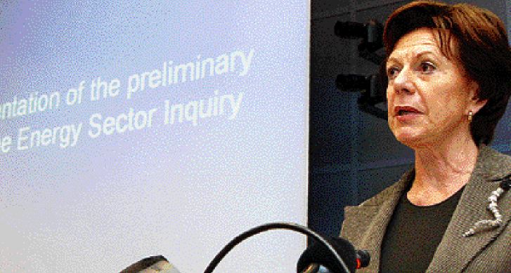 H EE τρίζει τα δόντια στις εταιρείες ενέργειας