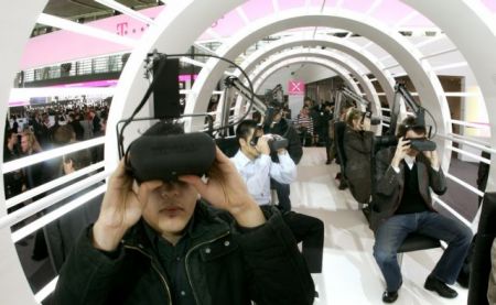 Η υψηλή τεχνολογία αντέχει στην κρίση