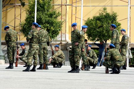 Απαλλαγή ομογενών από τον στρατολογικό έλεγχο για τις εκλογές