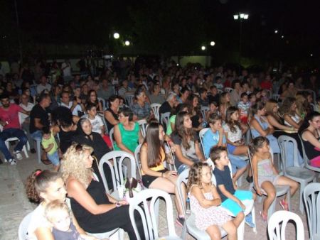 Σινεμά σε γεμάτες πλατείες από το Φεστιβάλ Κινηματογράφου Ολυμπίας