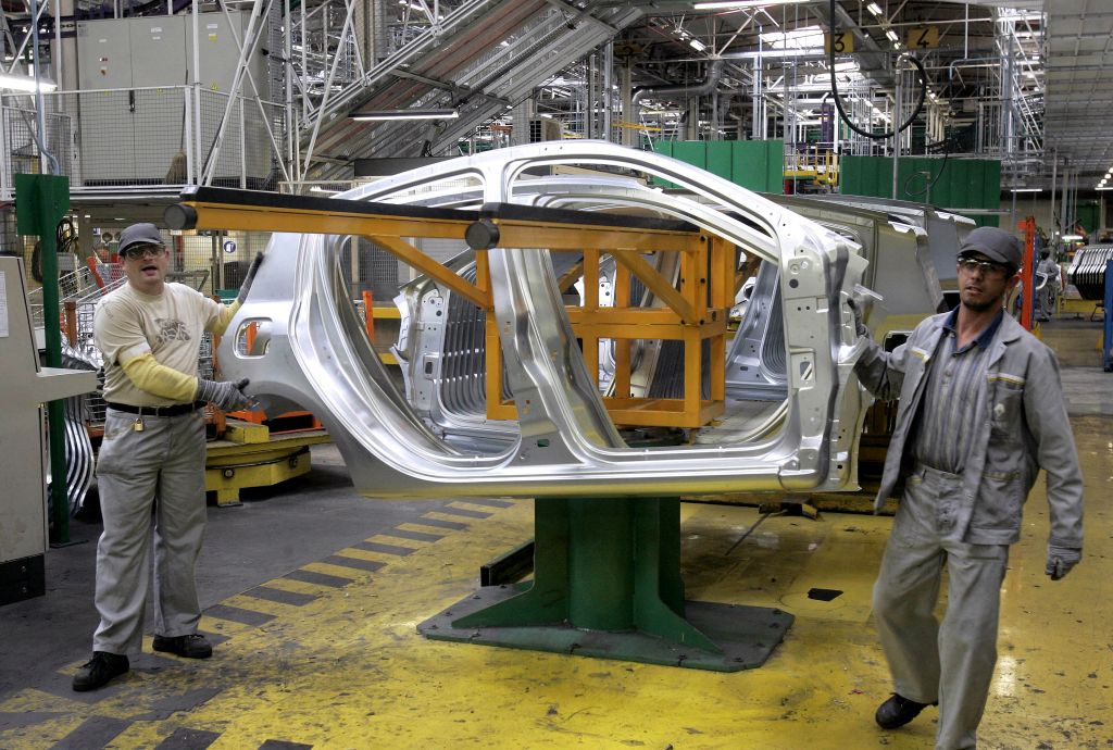 Πτώση στην παραγωγή αυτοκινήτων στη Μ. Βρετανία