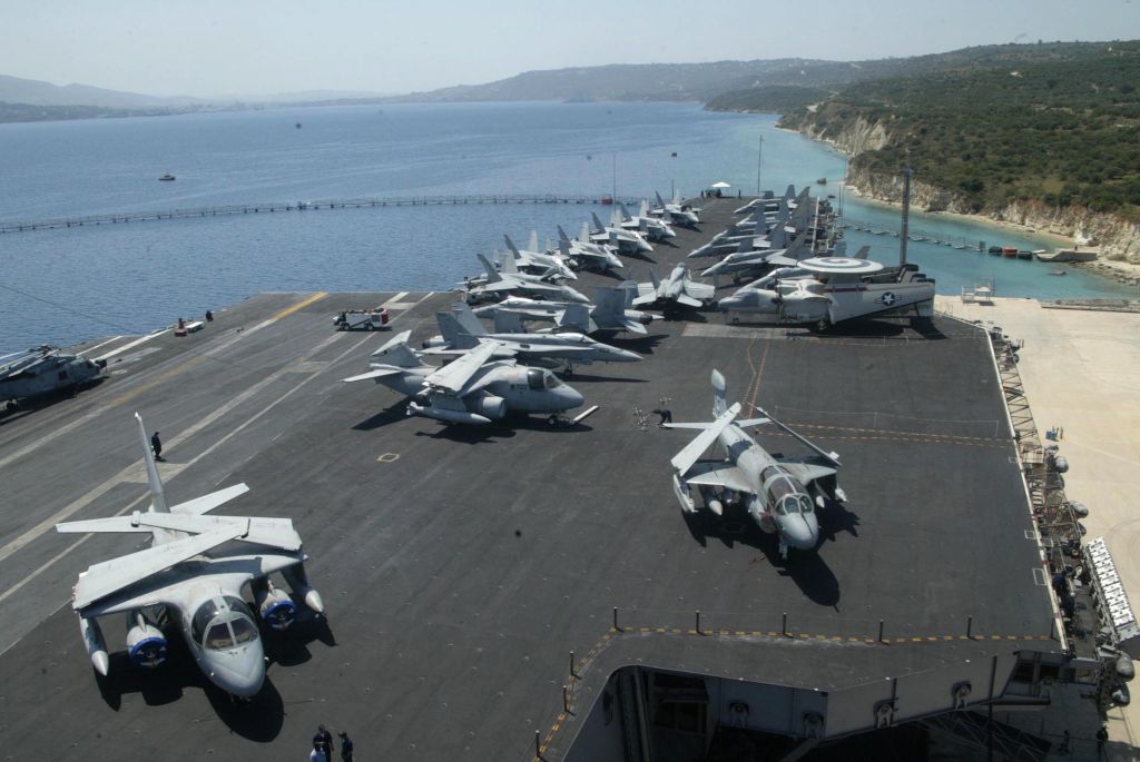 Καμμένος: Υπό εξέταση η μεταφορά της βάσης της Σούδας σε άλλο νησί