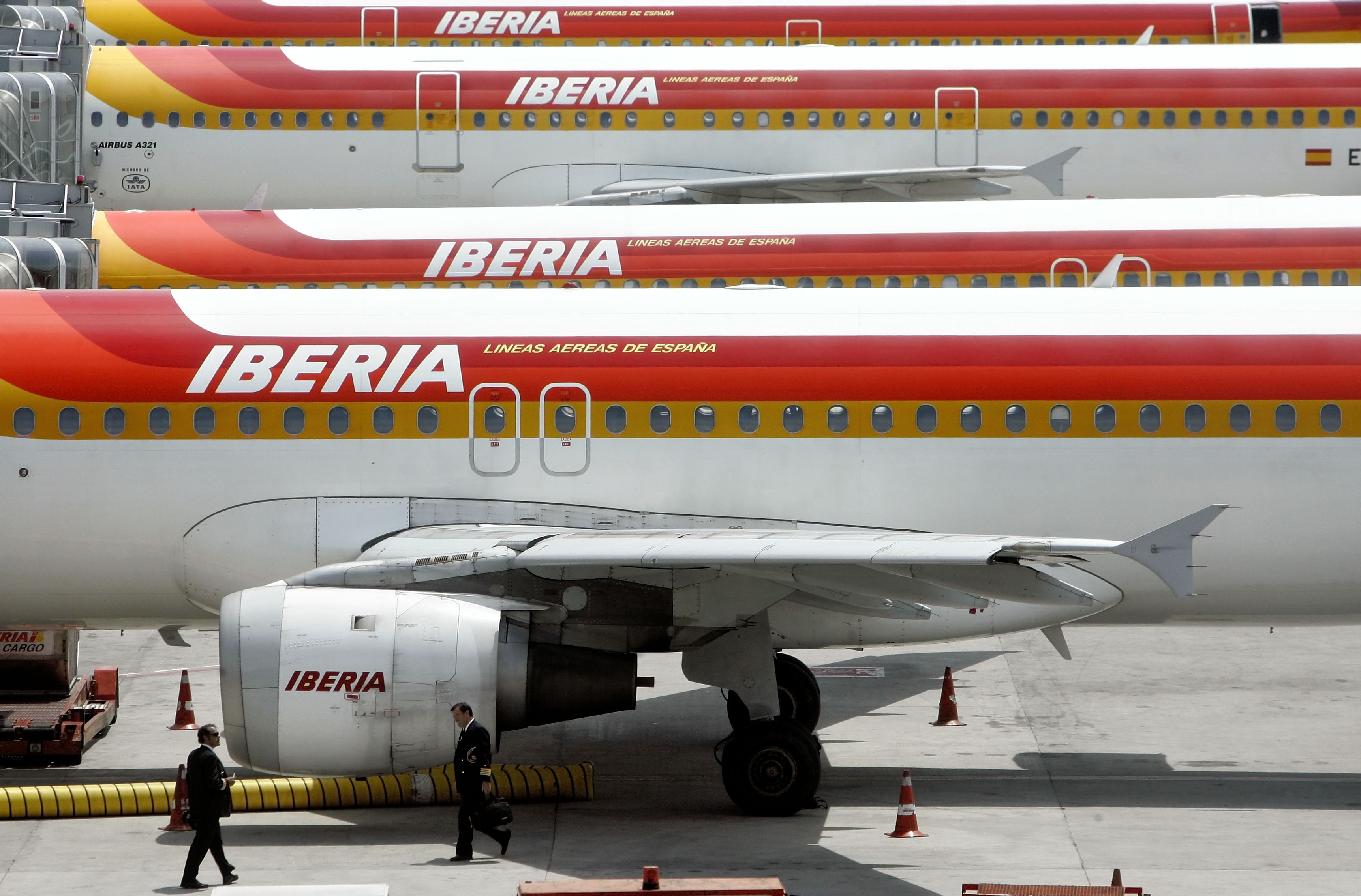 Περικοπή 4.500 θέσεων εργασίας στον ισπανικό αερομεταφορέα Iberia