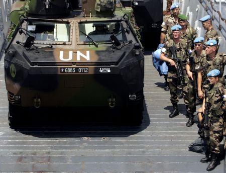 Ενίσχυση κυανόκρανων ανά την υφήλιο με 40.000 μέλη