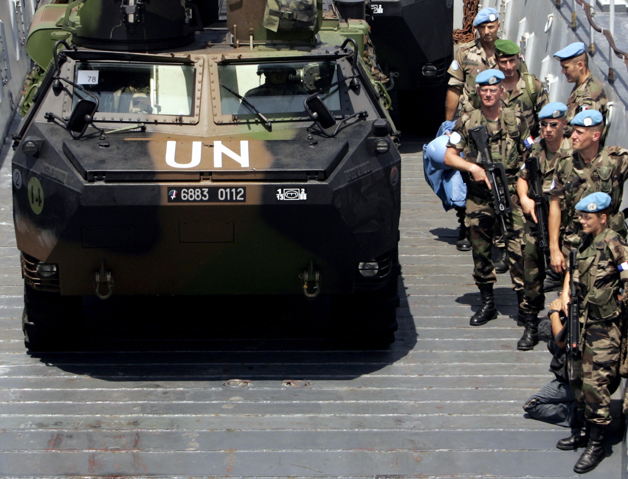 Ενίσχυση κυανόκρανων ανά την υφήλιο με 40.000 μέλη